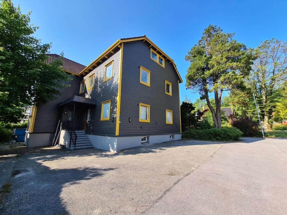 Apartment Center Charm In Exclusive Eiganes - Modern & Spacious Stavanger