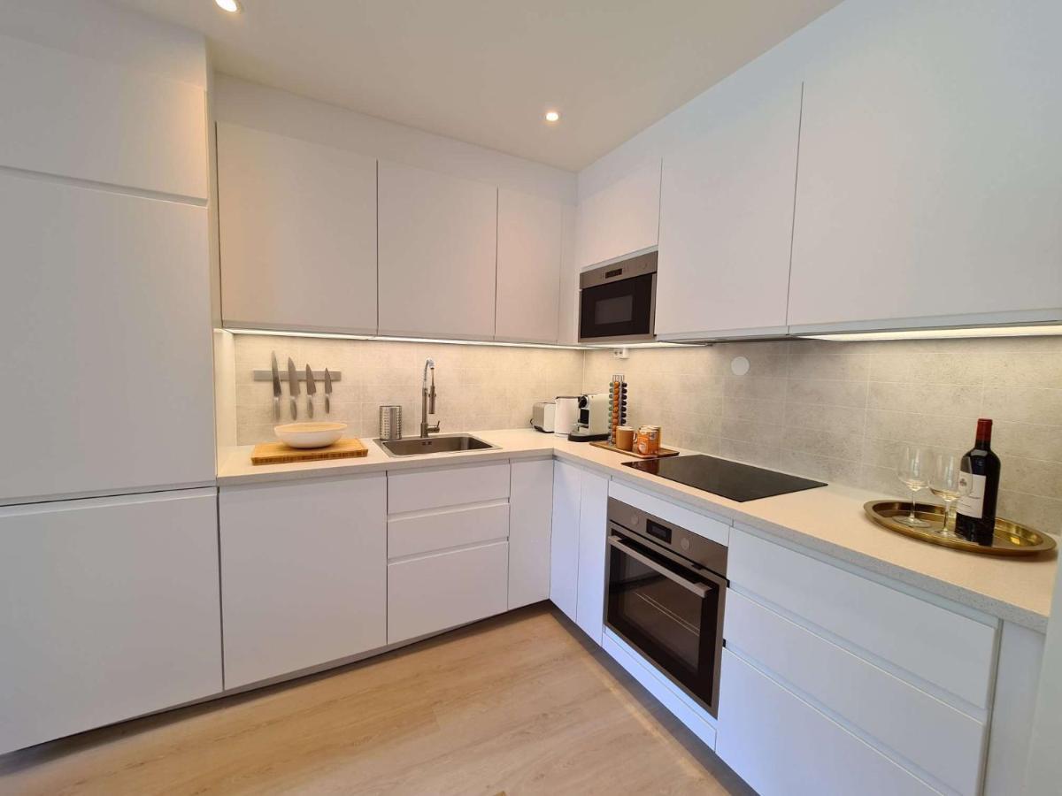 Leilighet Center Charm In Exclusive Eiganes - Modern & Spacious *